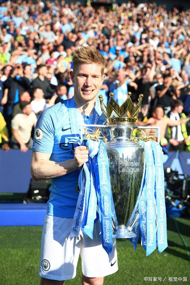 迪纳塔莱：科斯蒂奇希望与尤文续约，他在尤文感觉很好（迪纳塔莱：科斯蒂奇渴望与尤文续签，自称在尤文感觉良好）