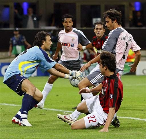 迪洛伦佐：赛后会和孔蒂复盘比赛；欧冠还有两轮还有机会晋级（迪洛伦佐：赛后与孔蒂复盘；欧冠还剩两场仍有出线希望）