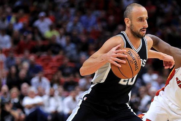 曼联迎战狼队，我真担心被惹毛的阿莫林，会帮利物浦解套！（曼联战狼队：就怕阿莫林发飙，替利物浦解困）