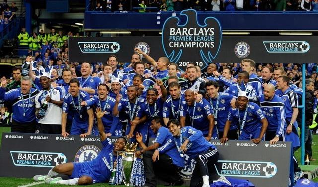 法兰克福主帅：因头球输比赛令人懊恼，遗憾上半场没进第二球（法兰克福主帅：头球失守令人懊恼，遗憾半场未能再下一城）