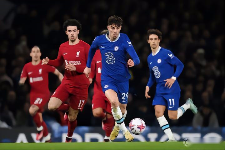 巴萨重返荣耀之地：对阵皇家贝蒂斯的关键战役（荣光再现：巴萨与皇家贝蒂斯的关键对决）