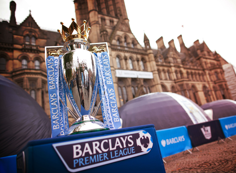 足球中超豪门再爆冷门，争冠格局突然大变（中超豪强再爆冷，冠军争夺格局骤变）